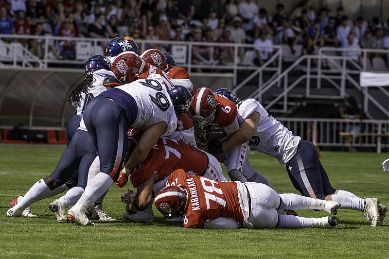 EFA Prague Lions vs. Paris Musketeers