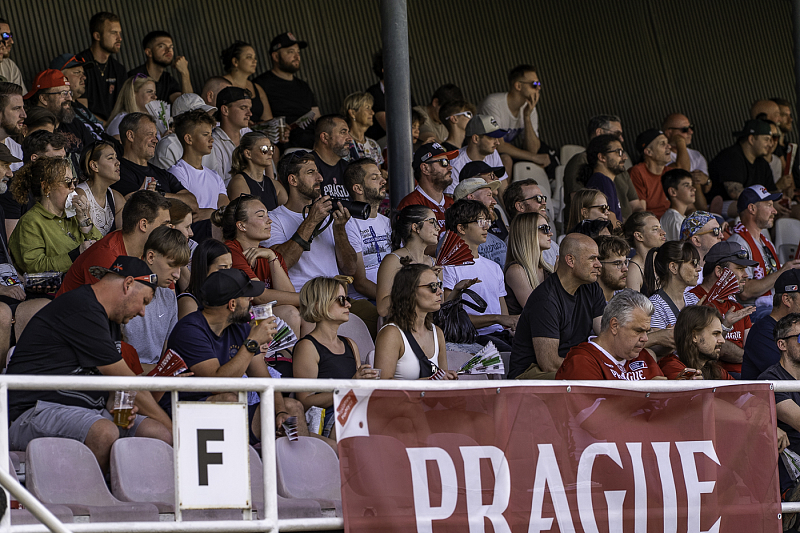 EFA Prague Lions vs. Paris Musketeers